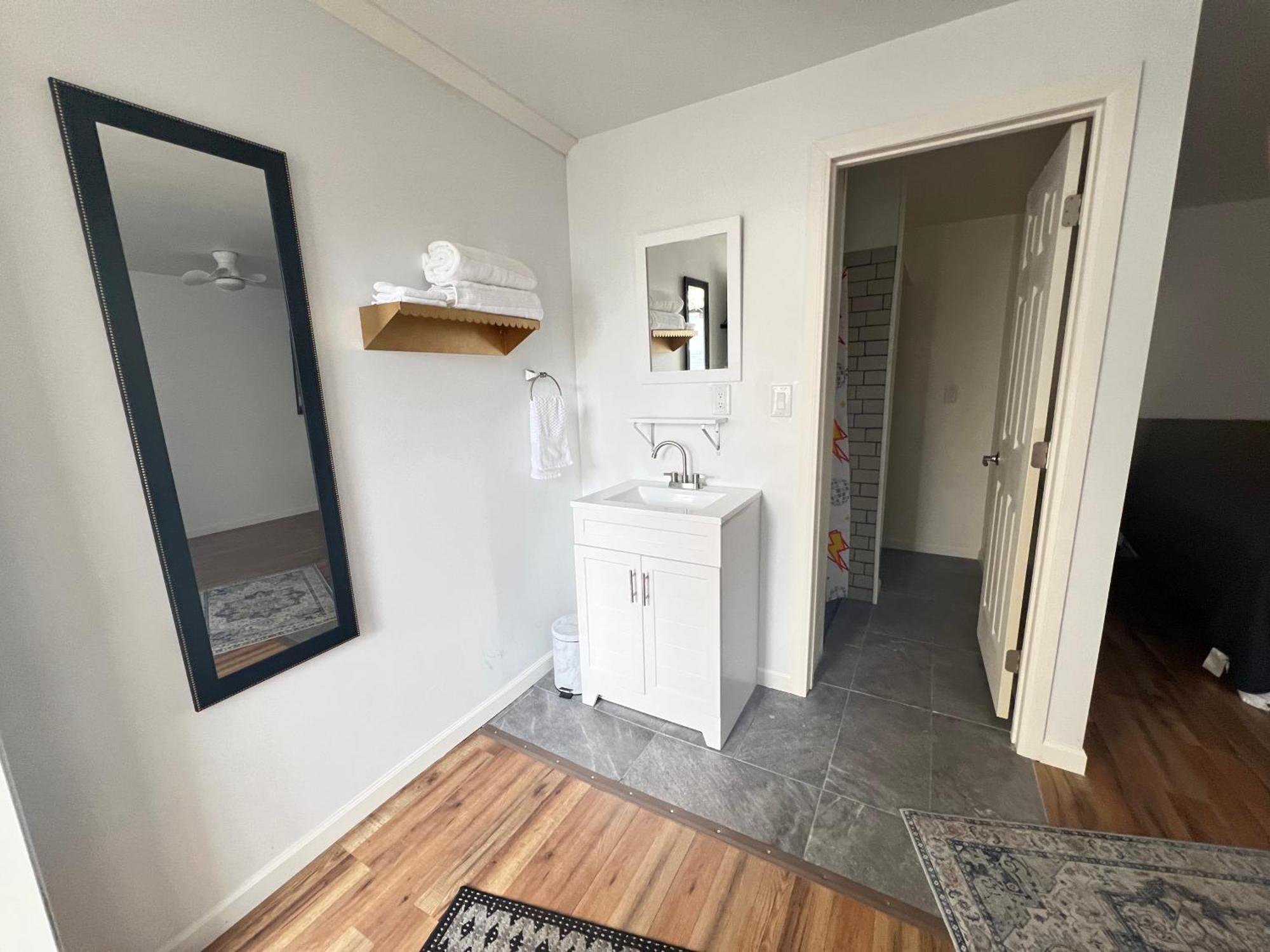 Littlebetty'S Landingpad Hotel Torrance Eksteriør billede